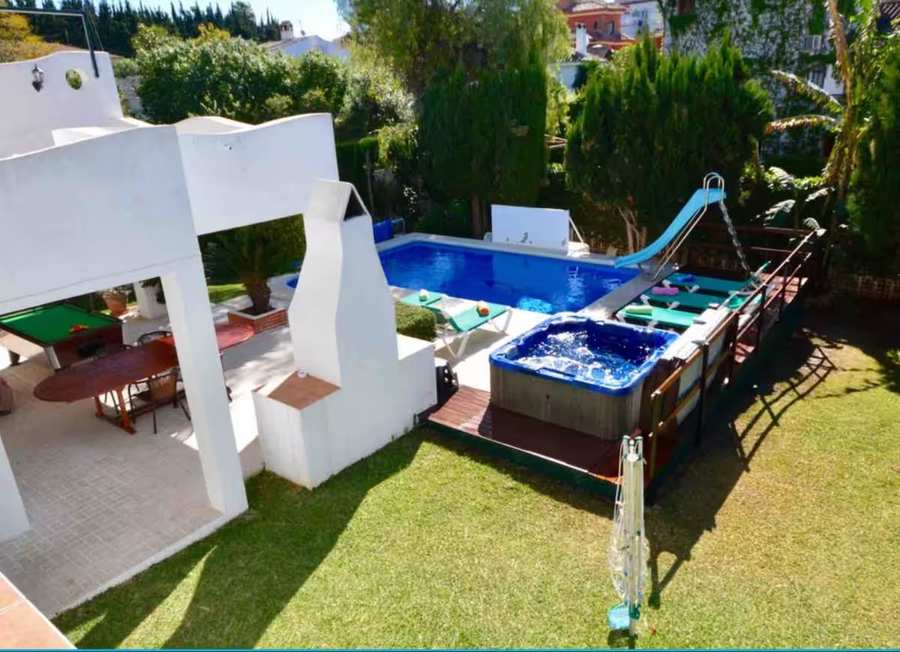 Spacious Private Room with Ensuite